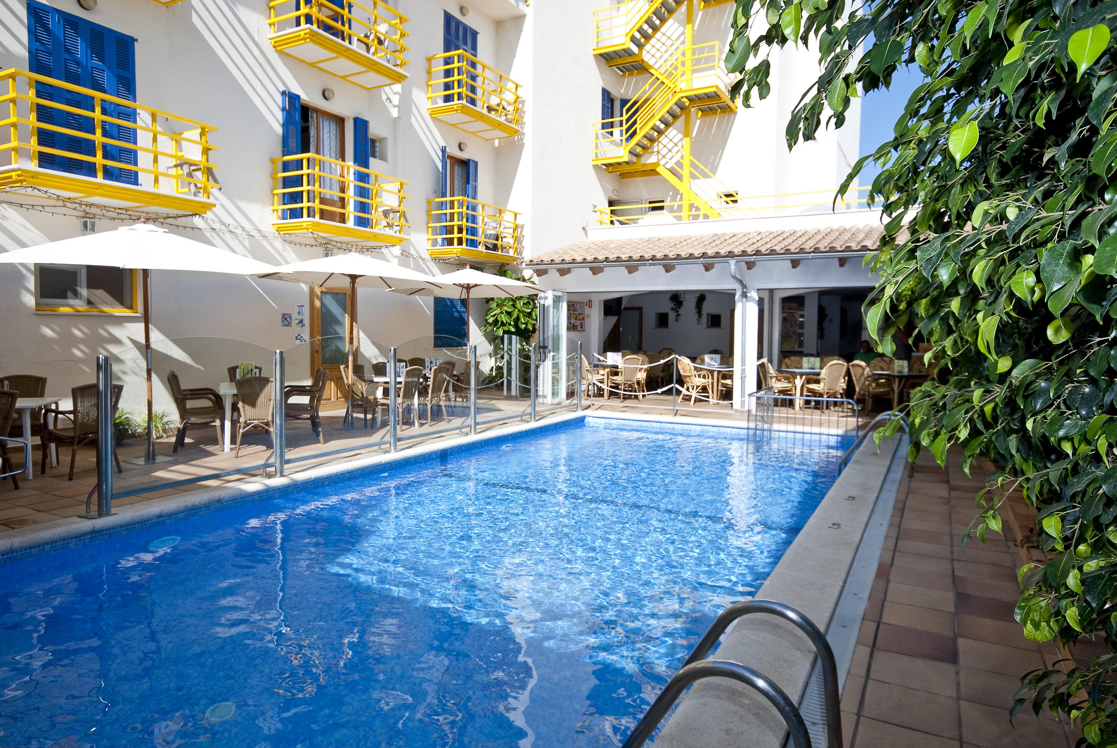 Hotel Bellavista Cala Ratjada  Exterior photo