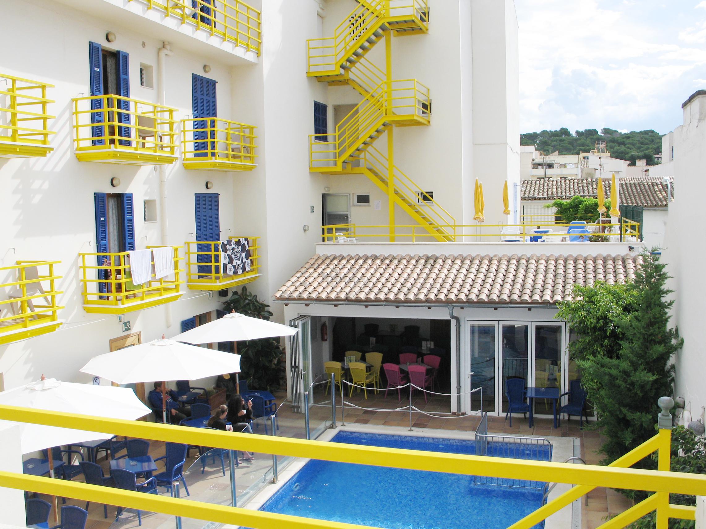 Hotel Bellavista Cala Ratjada  Exterior photo